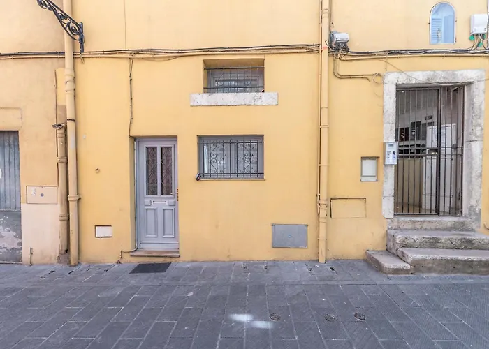 Old Town * Μεντόν