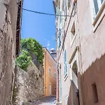 아파트 Old Town *