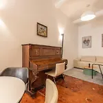 Old Town 아파트 멍똥